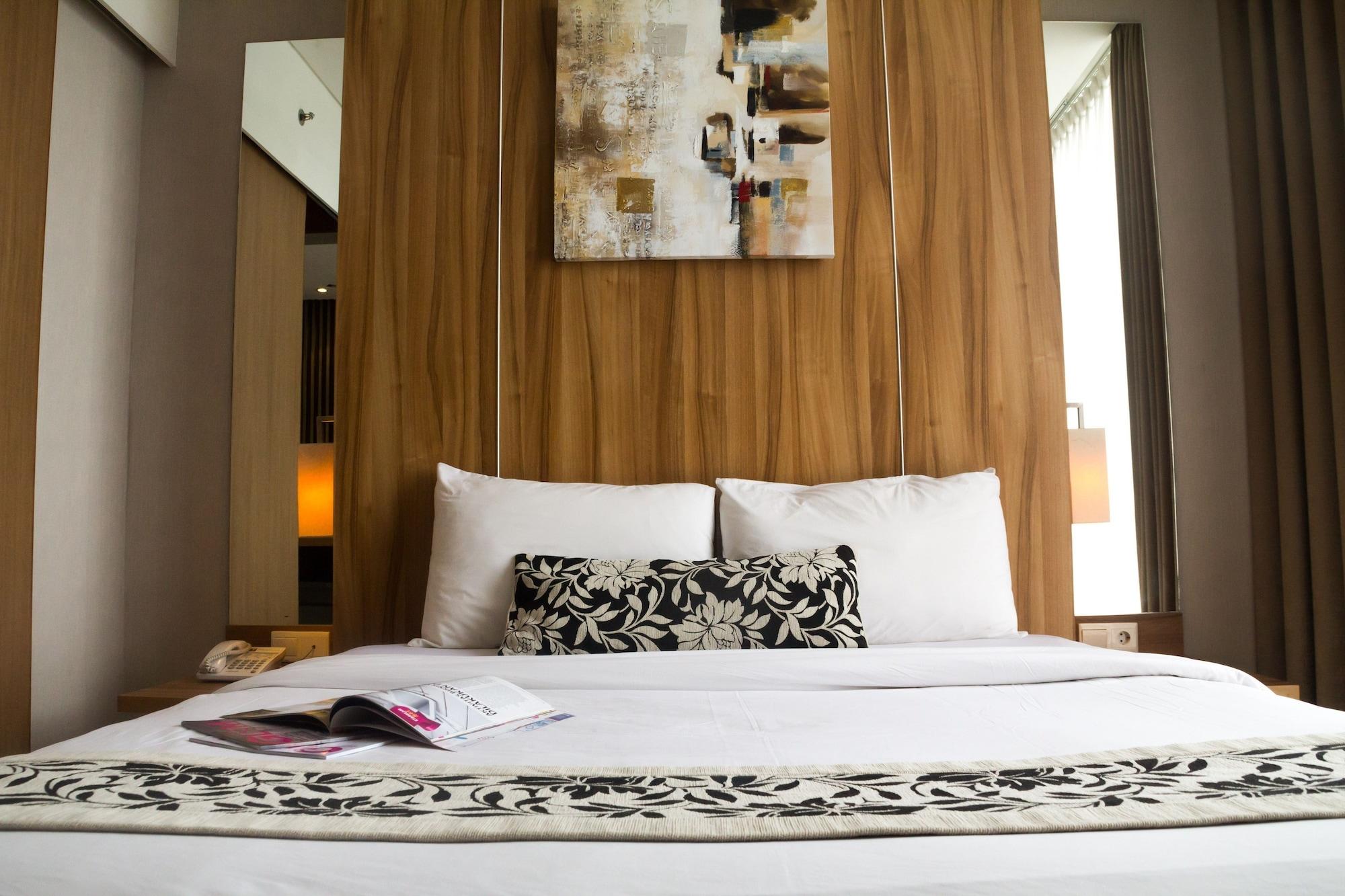Verona Palace Hotel Bandung Eksteriør bilde