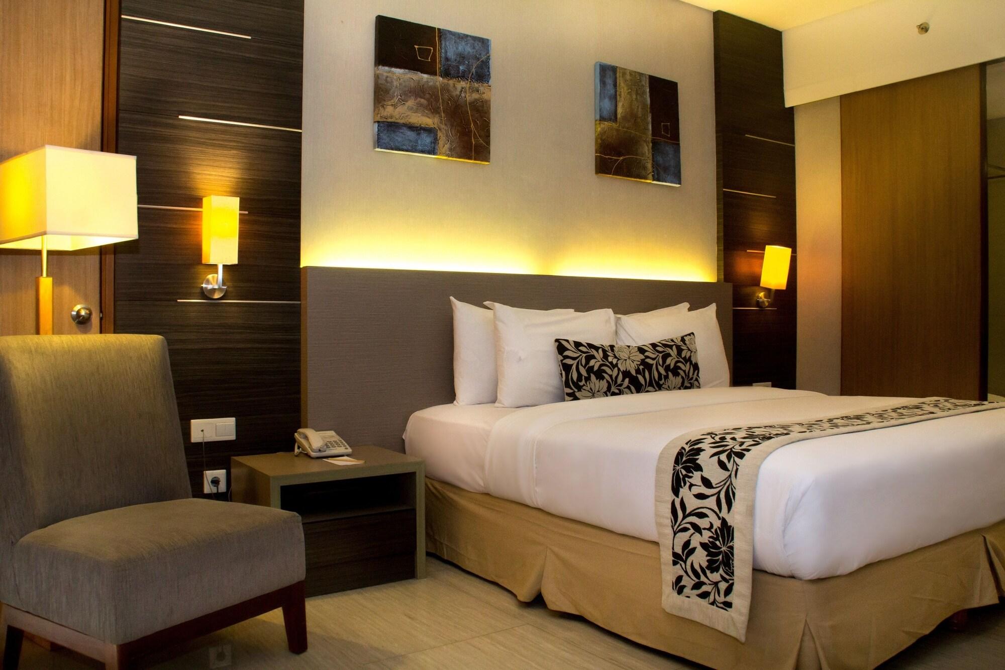 Verona Palace Hotel Bandung Eksteriør bilde