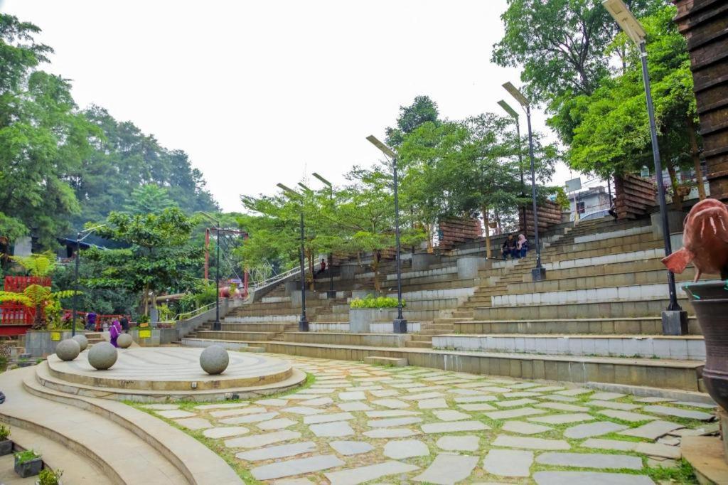 Verona Palace Hotel Bandung Eksteriør bilde