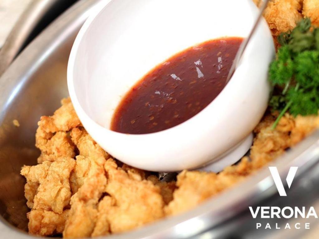 Verona Palace Hotel Bandung Eksteriør bilde