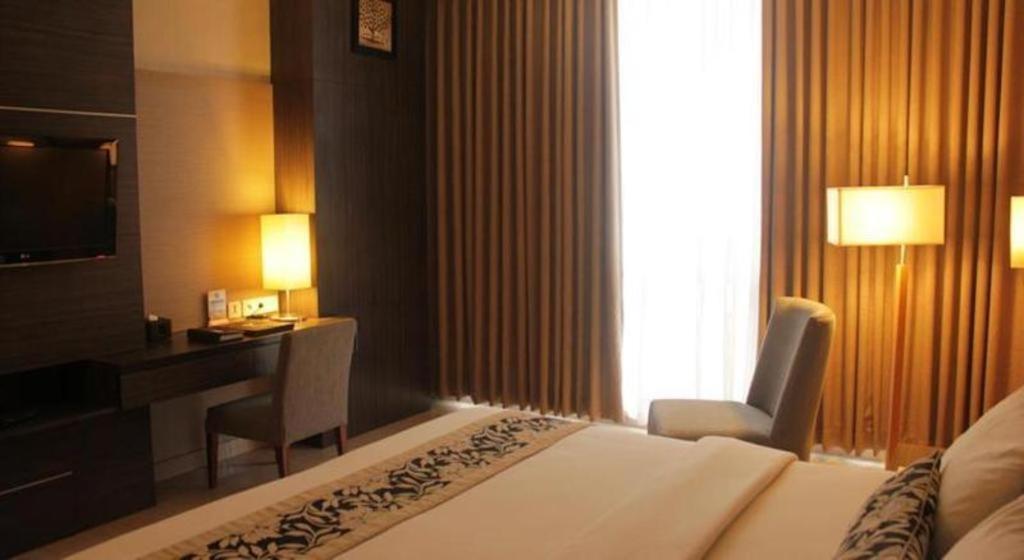 Verona Palace Hotel Bandung Eksteriør bilde