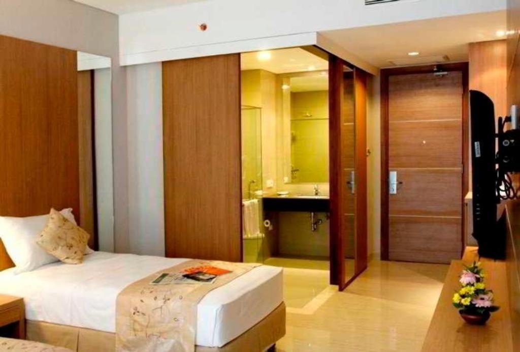 Verona Palace Hotel Bandung Eksteriør bilde