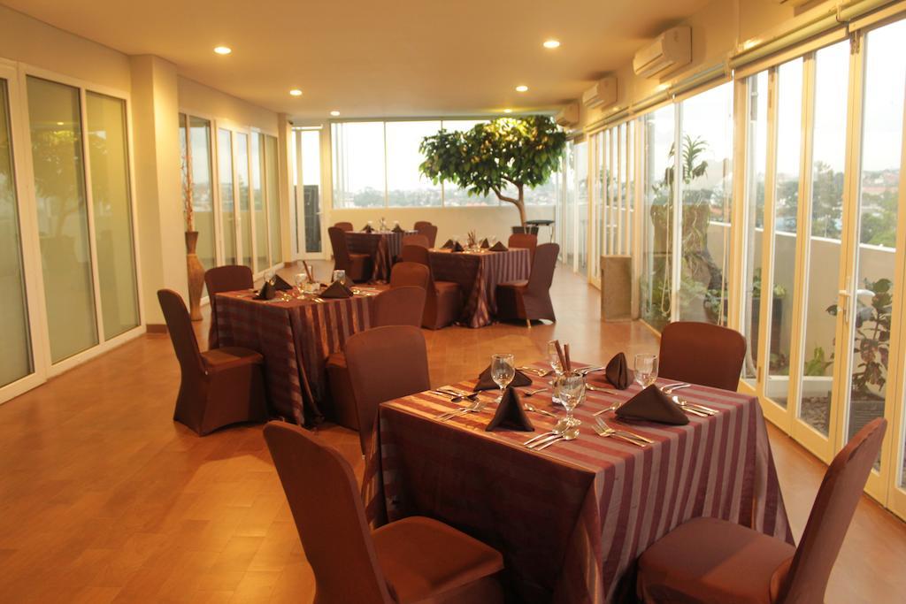 Verona Palace Hotel Bandung Eksteriør bilde