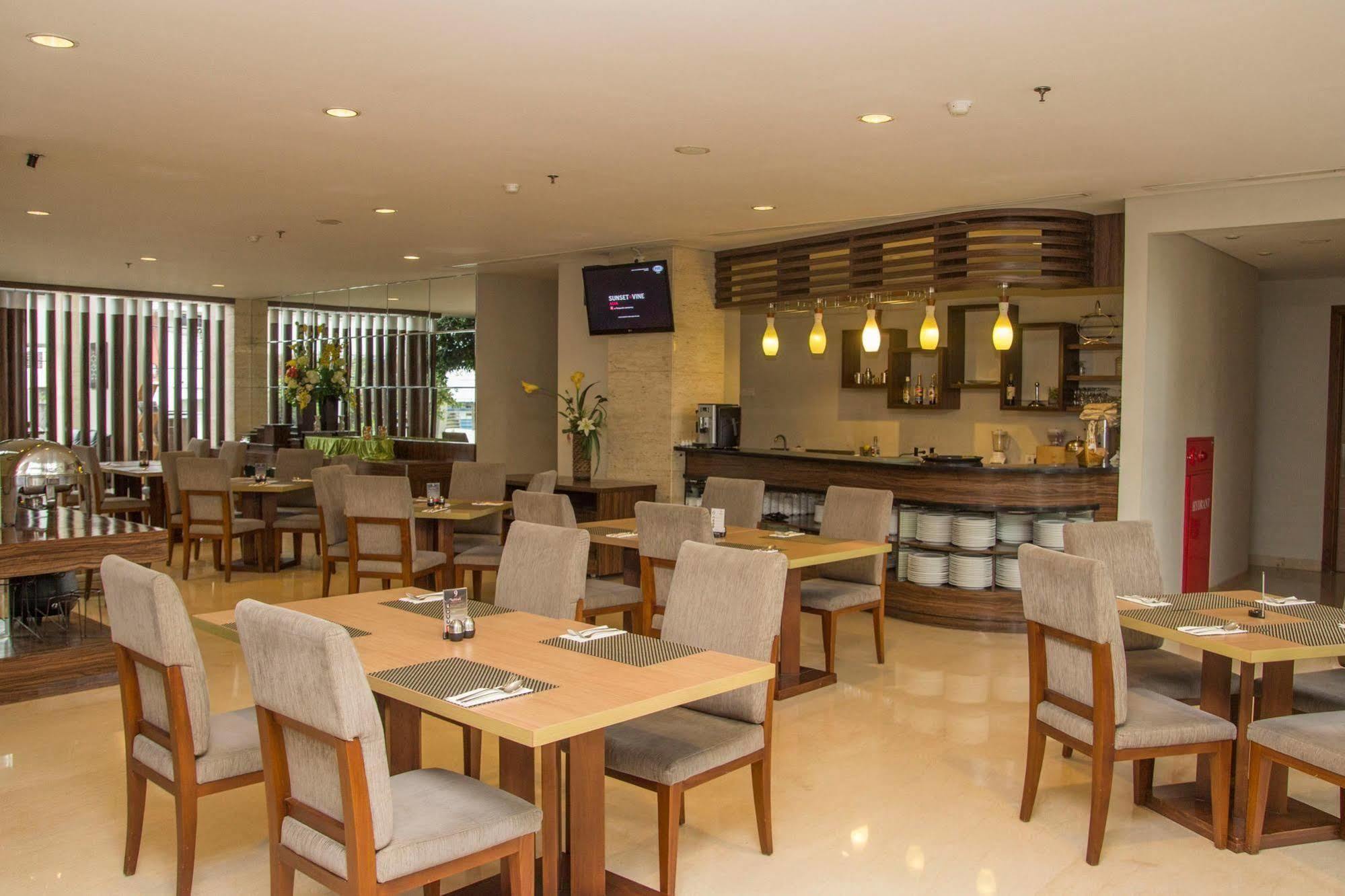 Verona Palace Hotel Bandung Eksteriør bilde