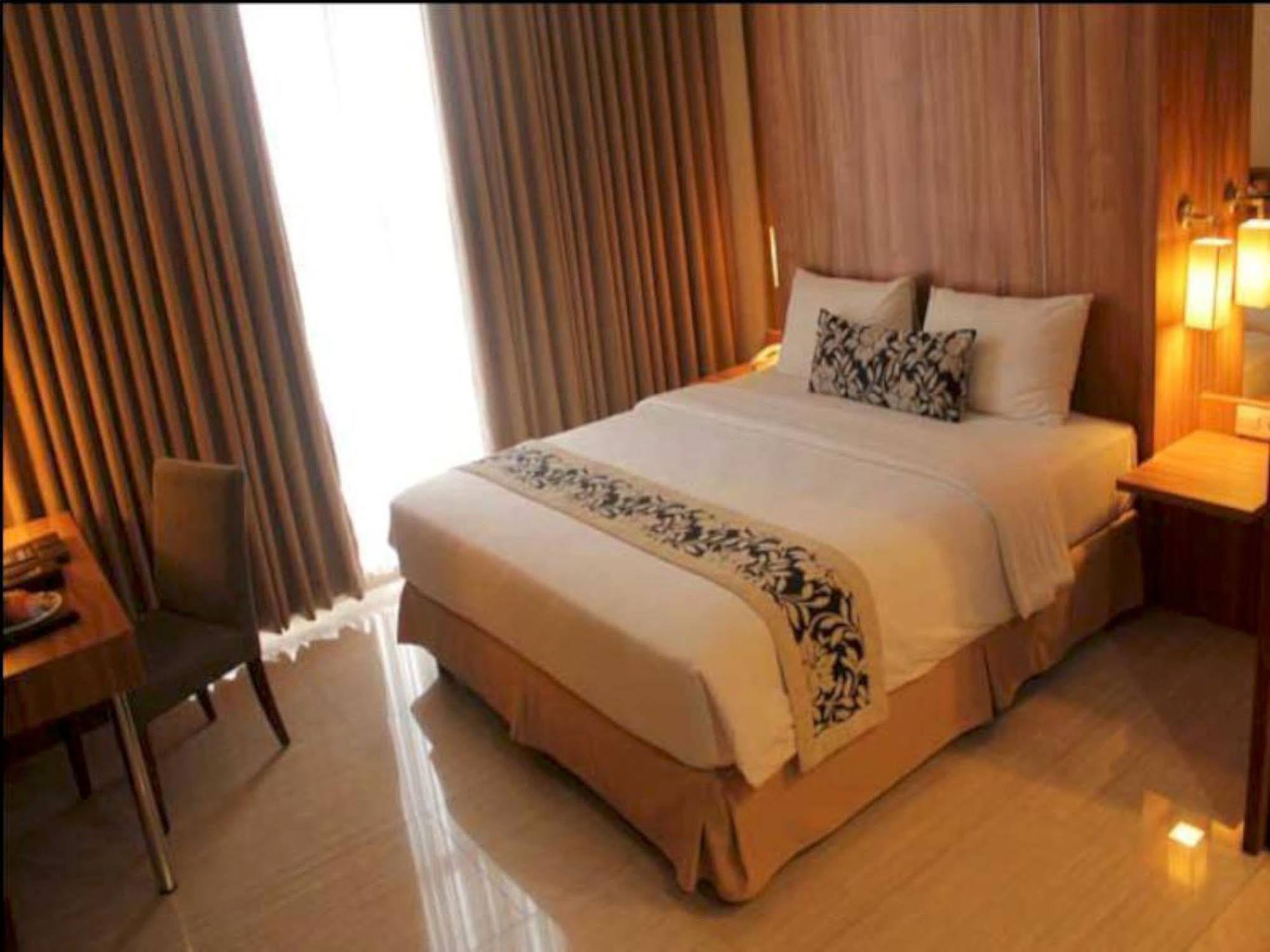Verona Palace Hotel Bandung Eksteriør bilde