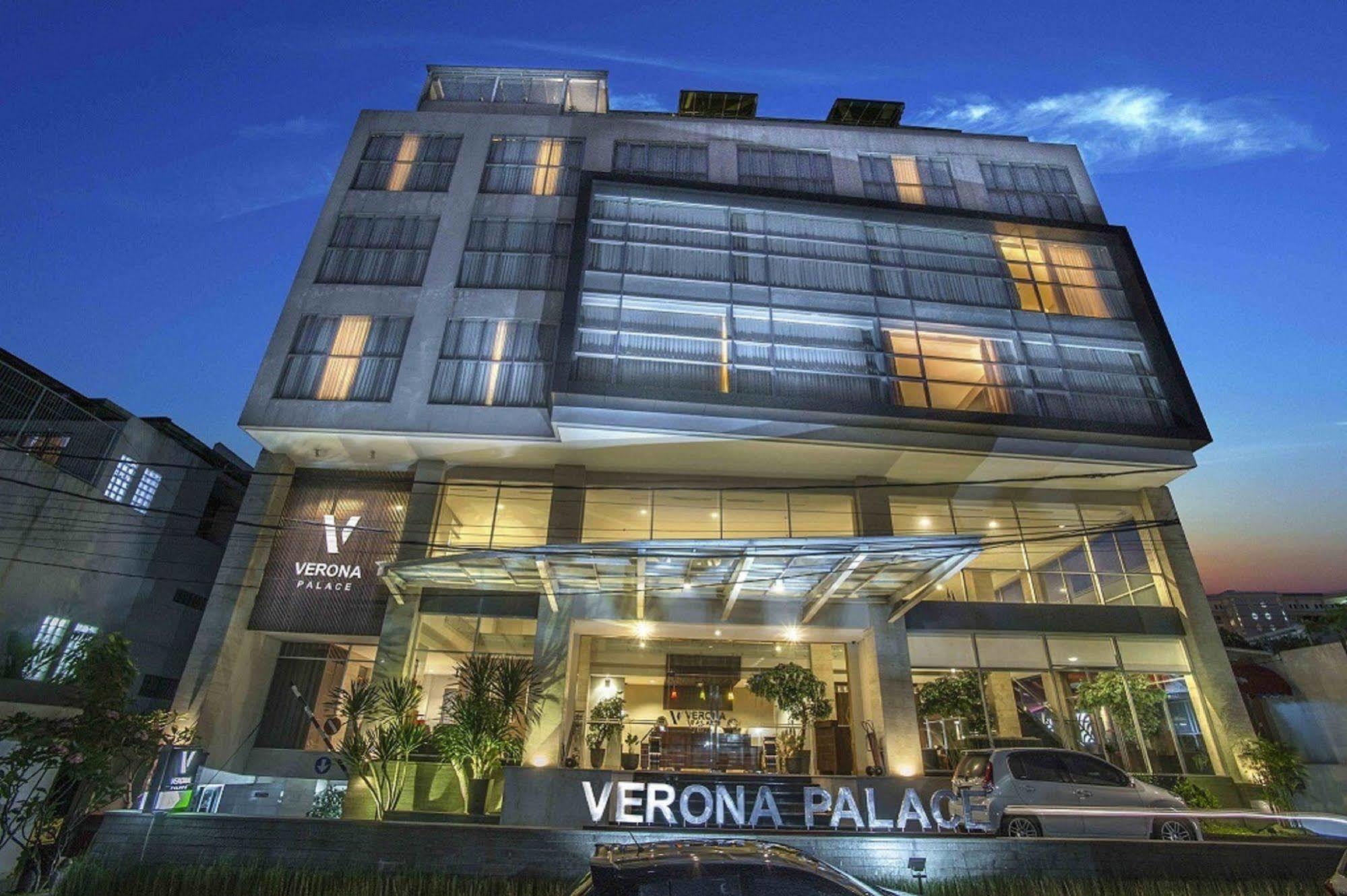 Verona Palace Hotel Bandung Eksteriør bilde