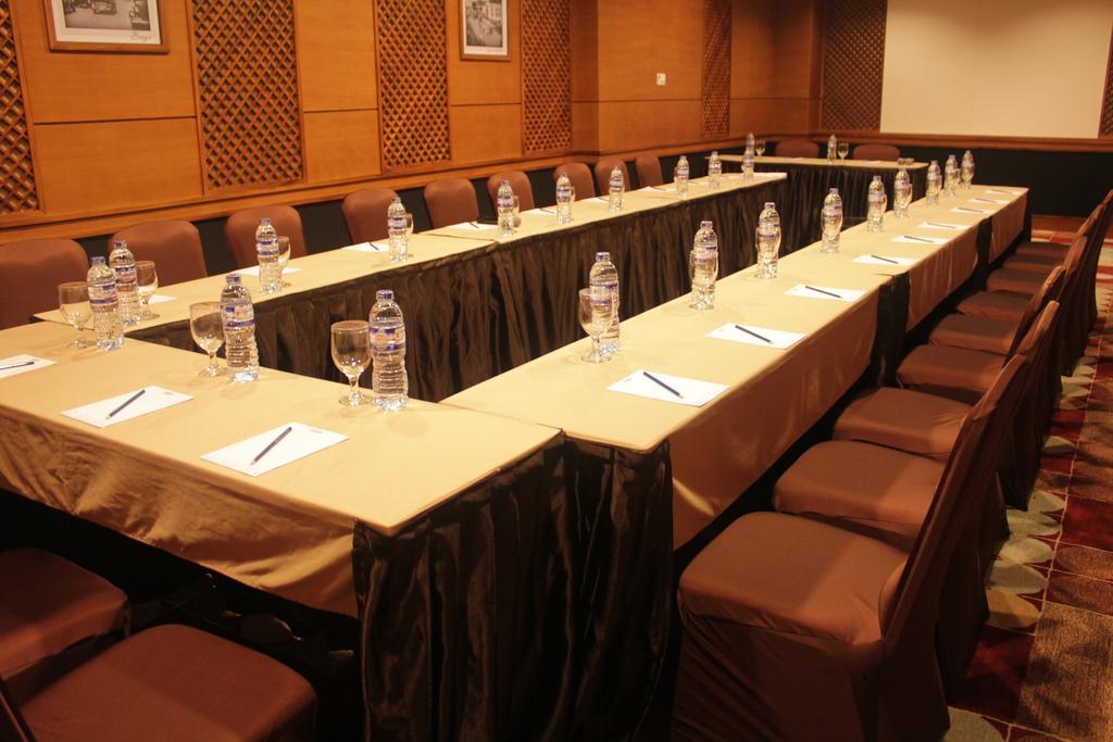 Verona Palace Hotel Bandung Eksteriør bilde
