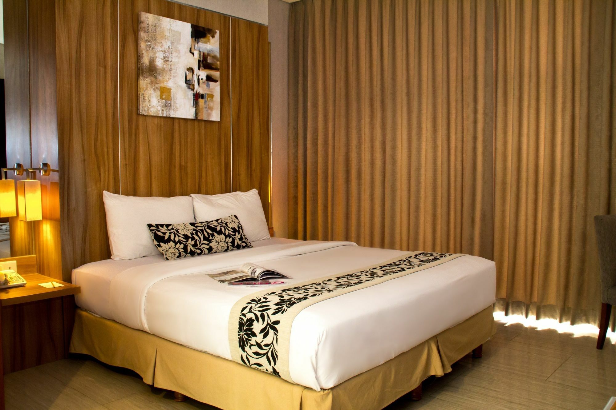 Verona Palace Hotel Bandung Eksteriør bilde